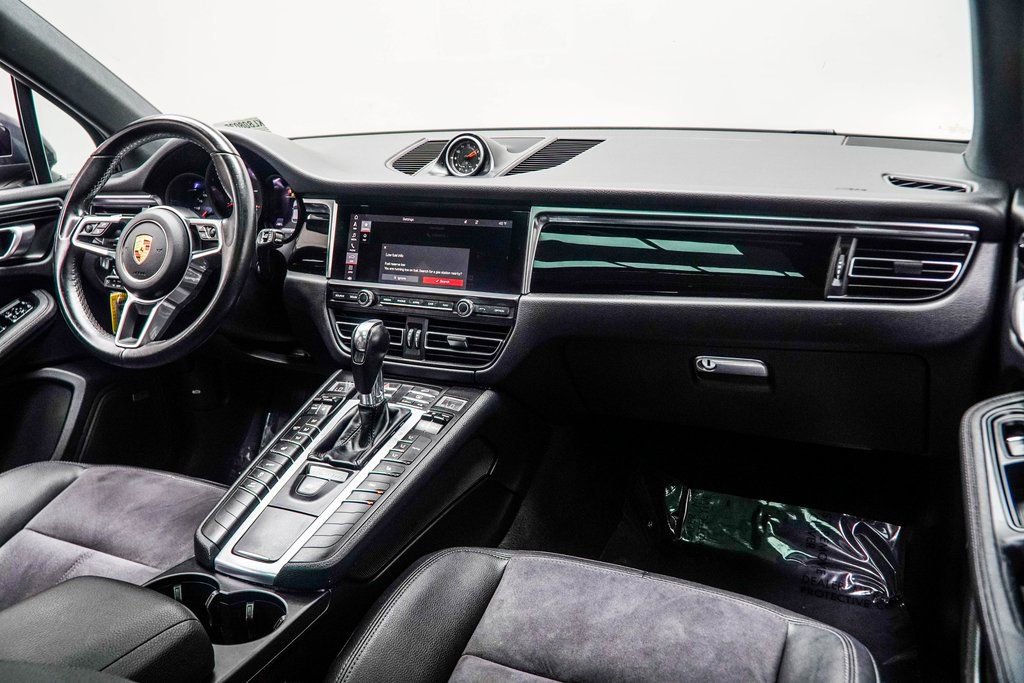 Used 2019 Porsche Macan Base image 16