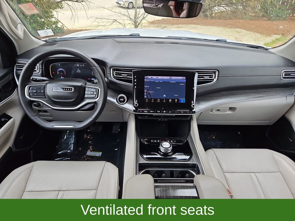 Used 2024 Jeep Wagoneer L Series II image 9