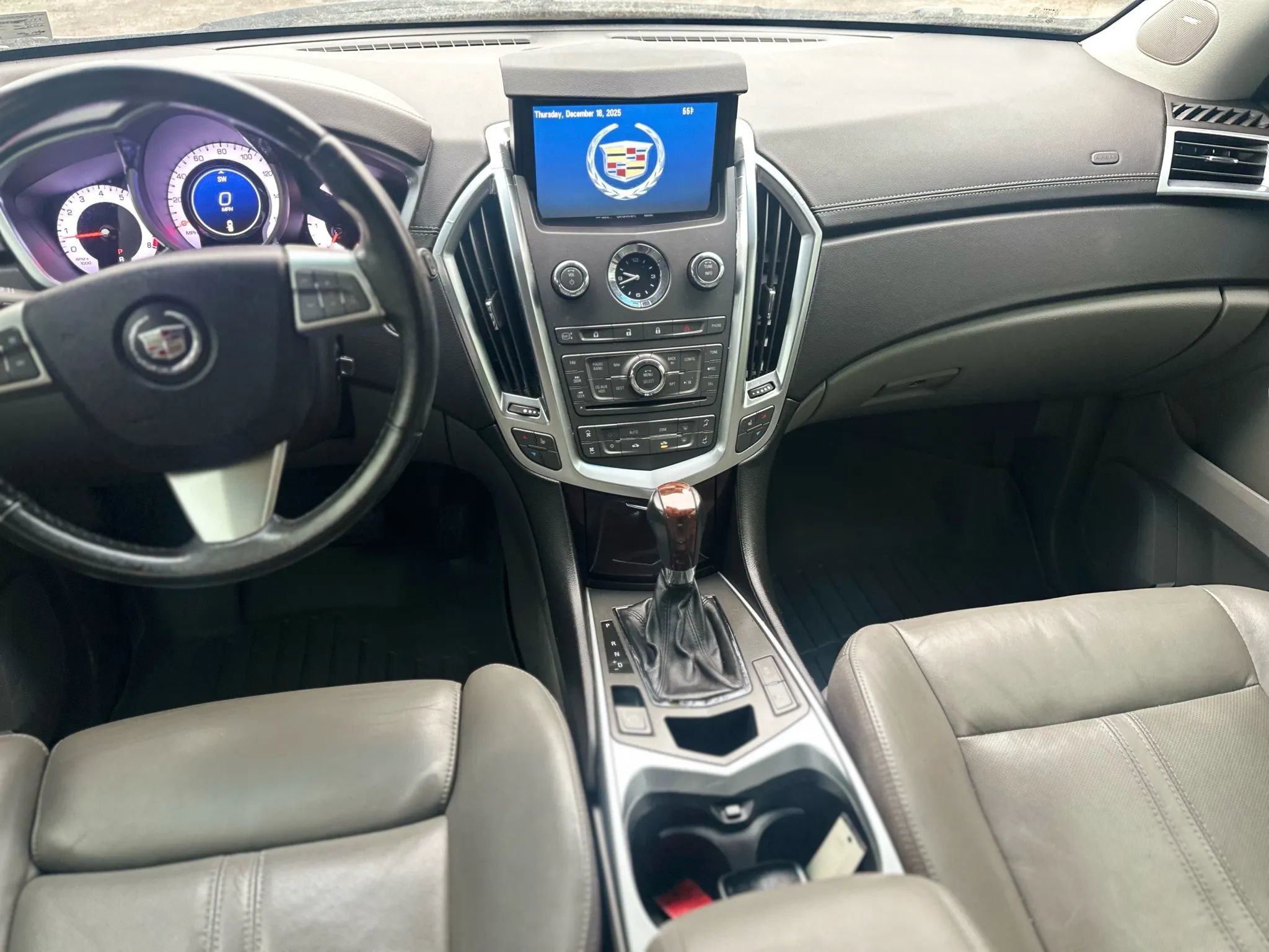 Used 2011 Cadillac SRX Luxury image 10