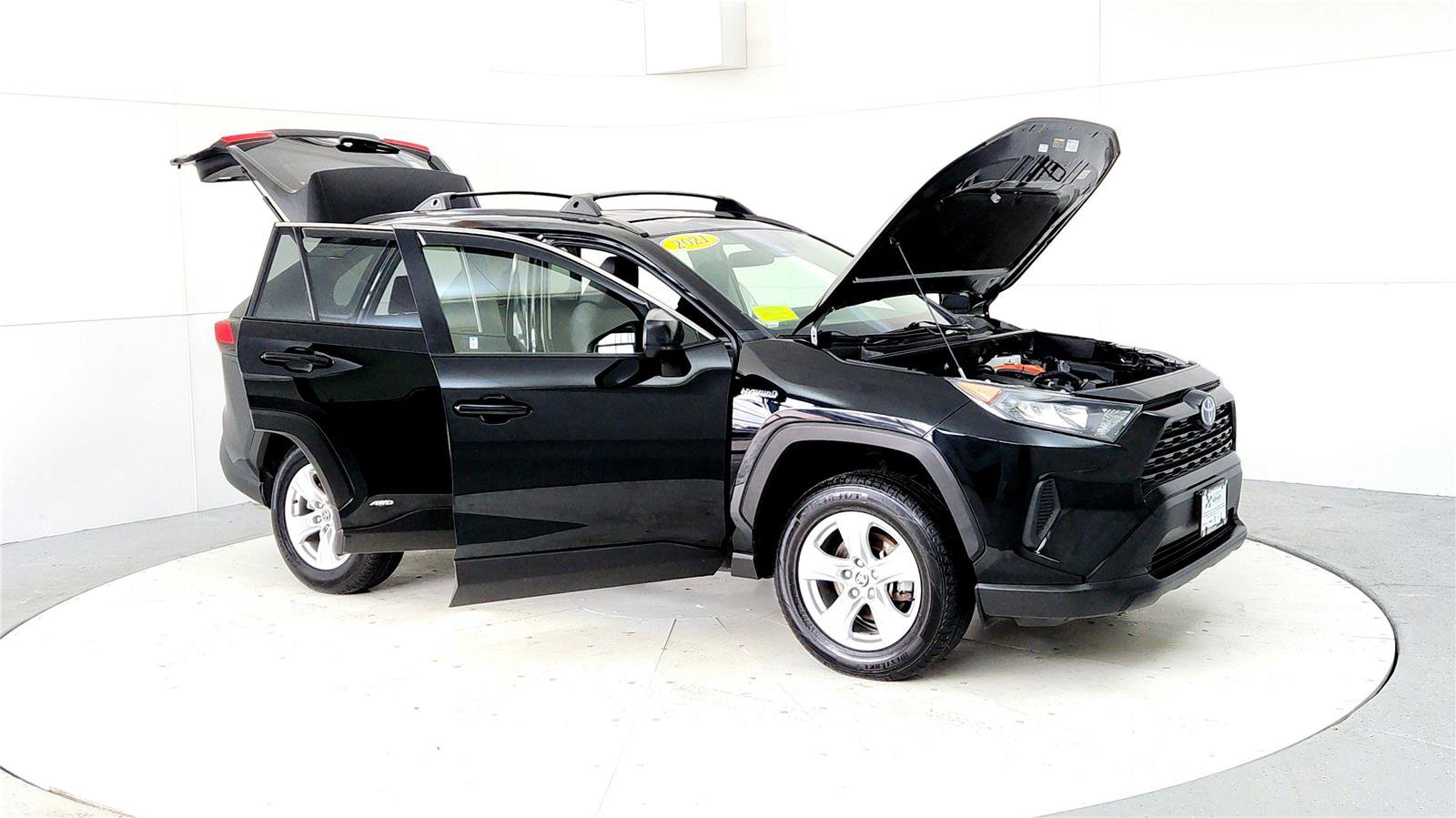 Certified 2021 Toyota RAV4 LE image 12