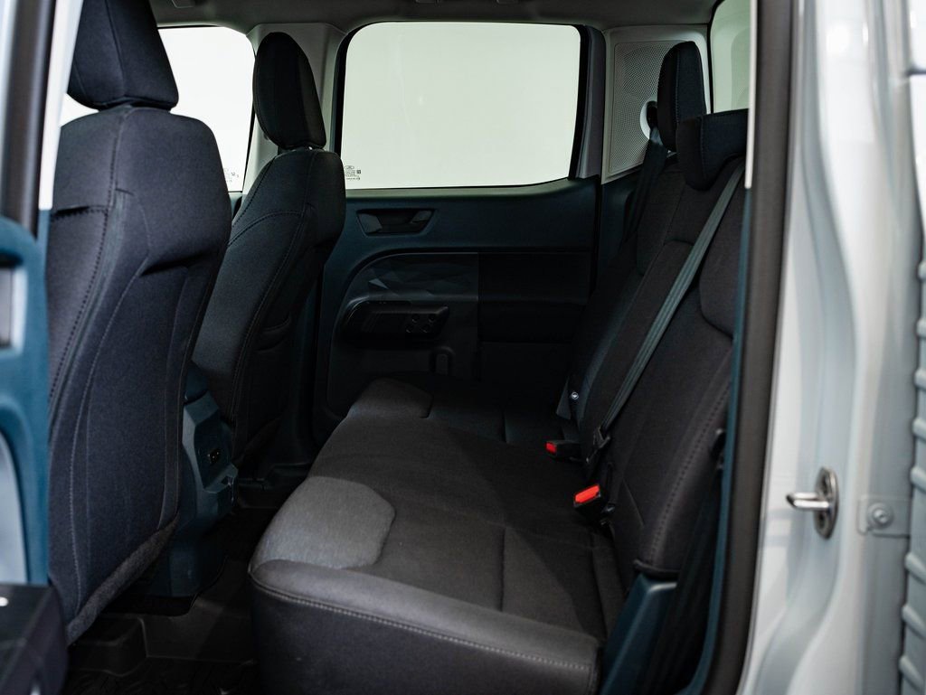 Used 2025 Ford Maverick XL FWD image 38
