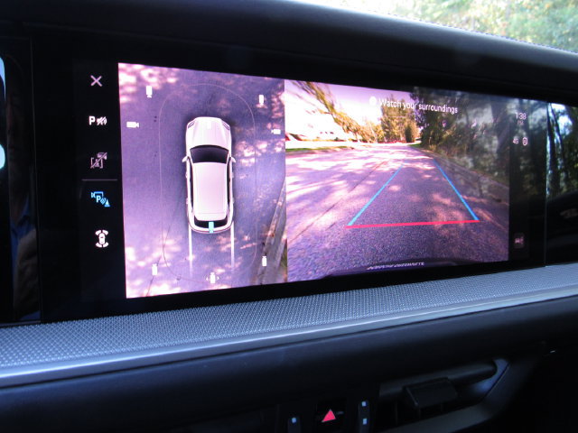 Certified 2025 Porsche Cayenne S AWD/4WD image 29