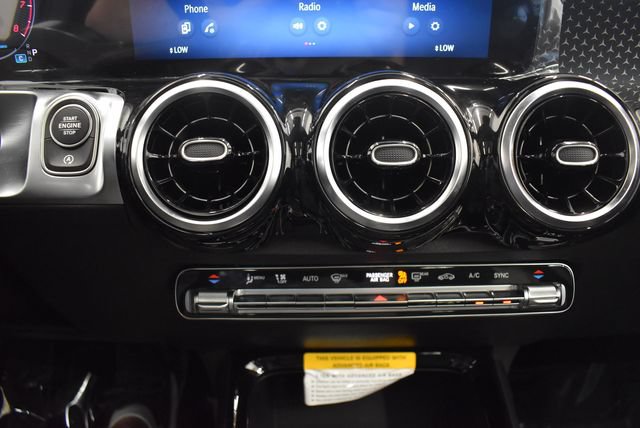 New 2026 Mercedes-Benz GLB 250 4MATIC image 27
