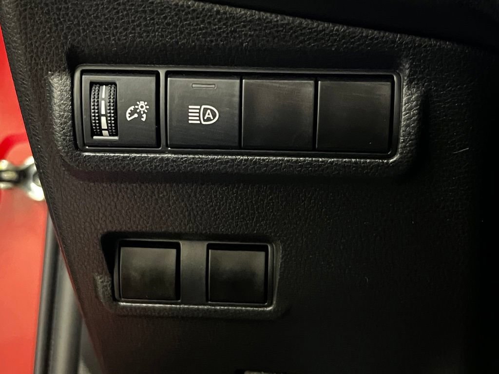 Used 2023 Toyota Corolla Cross XLE AWD/4WD image 15