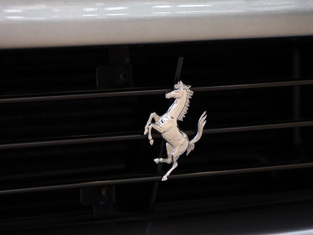 Used 1999 Ferrari 550 Maranello Coupe RWD image 18