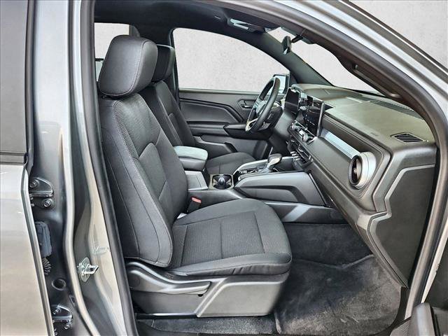Used 2024 Chevrolet Colorado LT RWD image 21