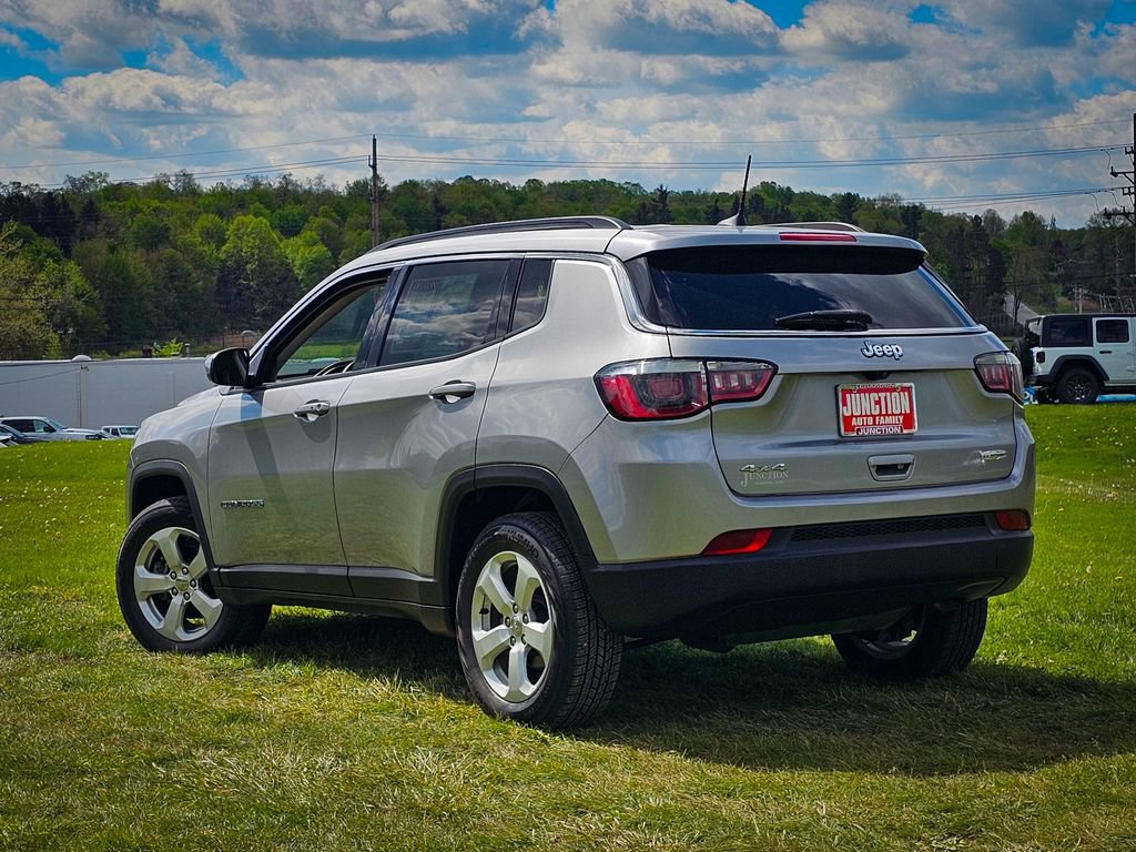 Used 2018 Jeep Compass Latitude w/ Popular Equipment Group AWD/4WD image 5