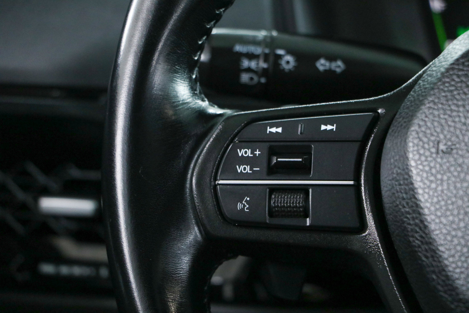 Used 2023 Honda Accord Sport image 13