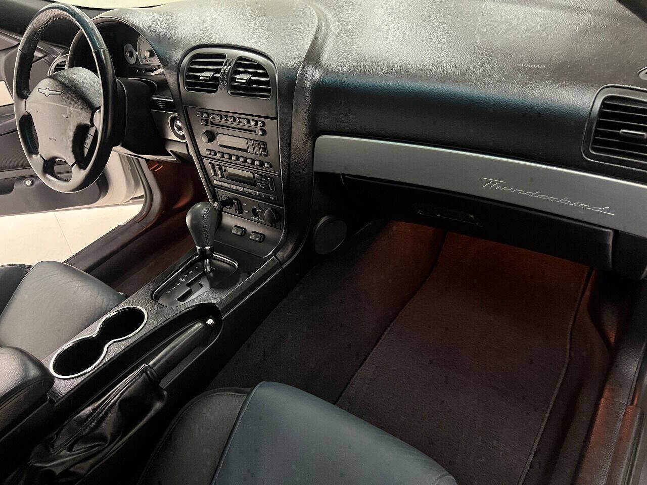 Used 2005 Ford Thunderbird RWD image 91