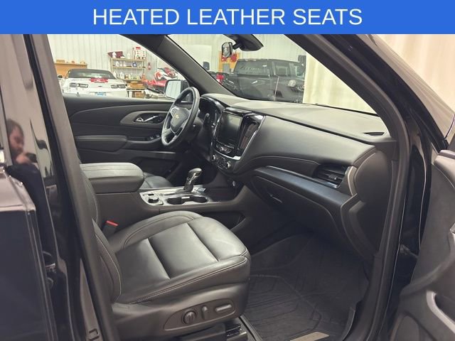 Used 2023 Chevrolet Traverse LT w/ LPO, Floor Liner Package image 16