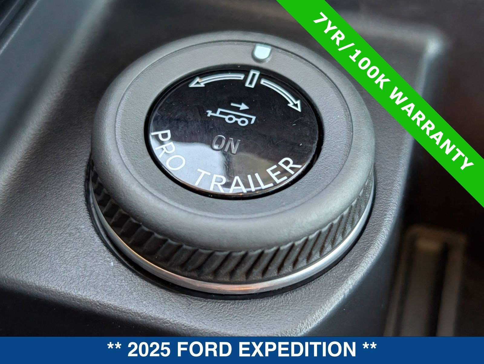 Certified 2025 Ford Expedition Active image 37