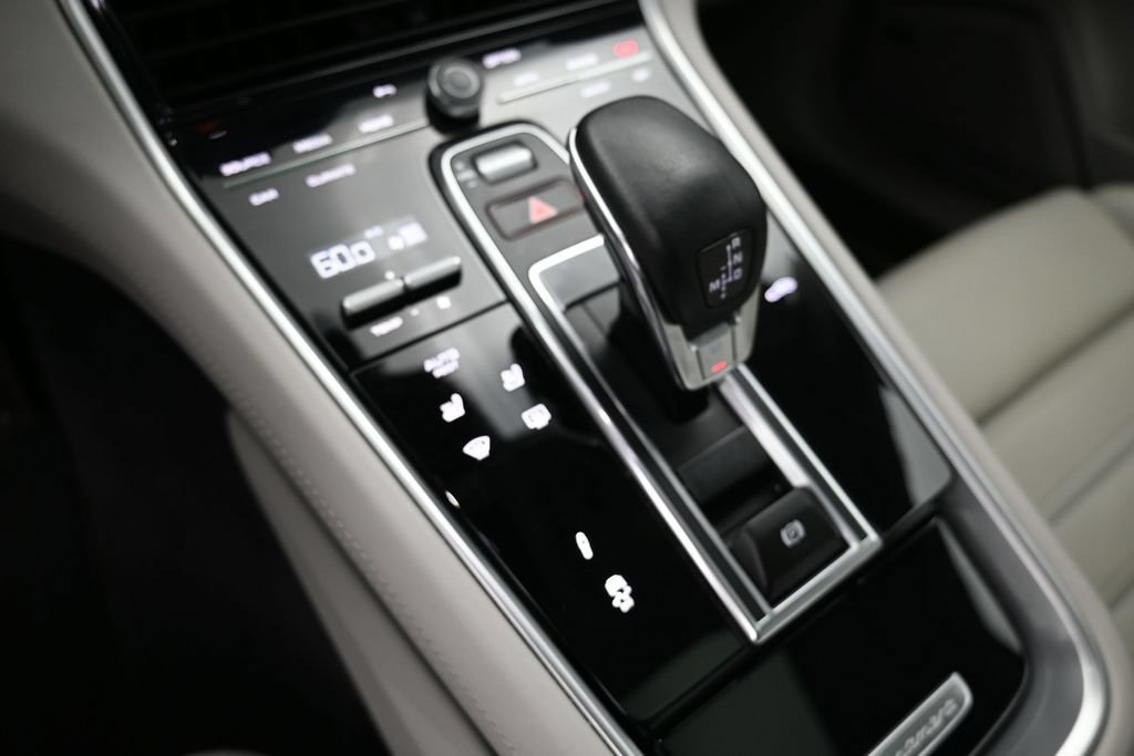 Certified 2023 Porsche Panamera 4S Executive AWD/4WD image 15