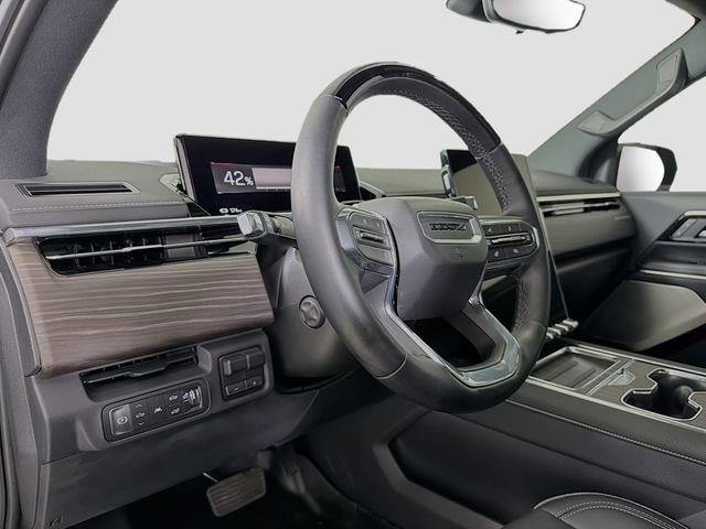 Used 2025 GMC Sierra EV Denali AWD/4WD image 9