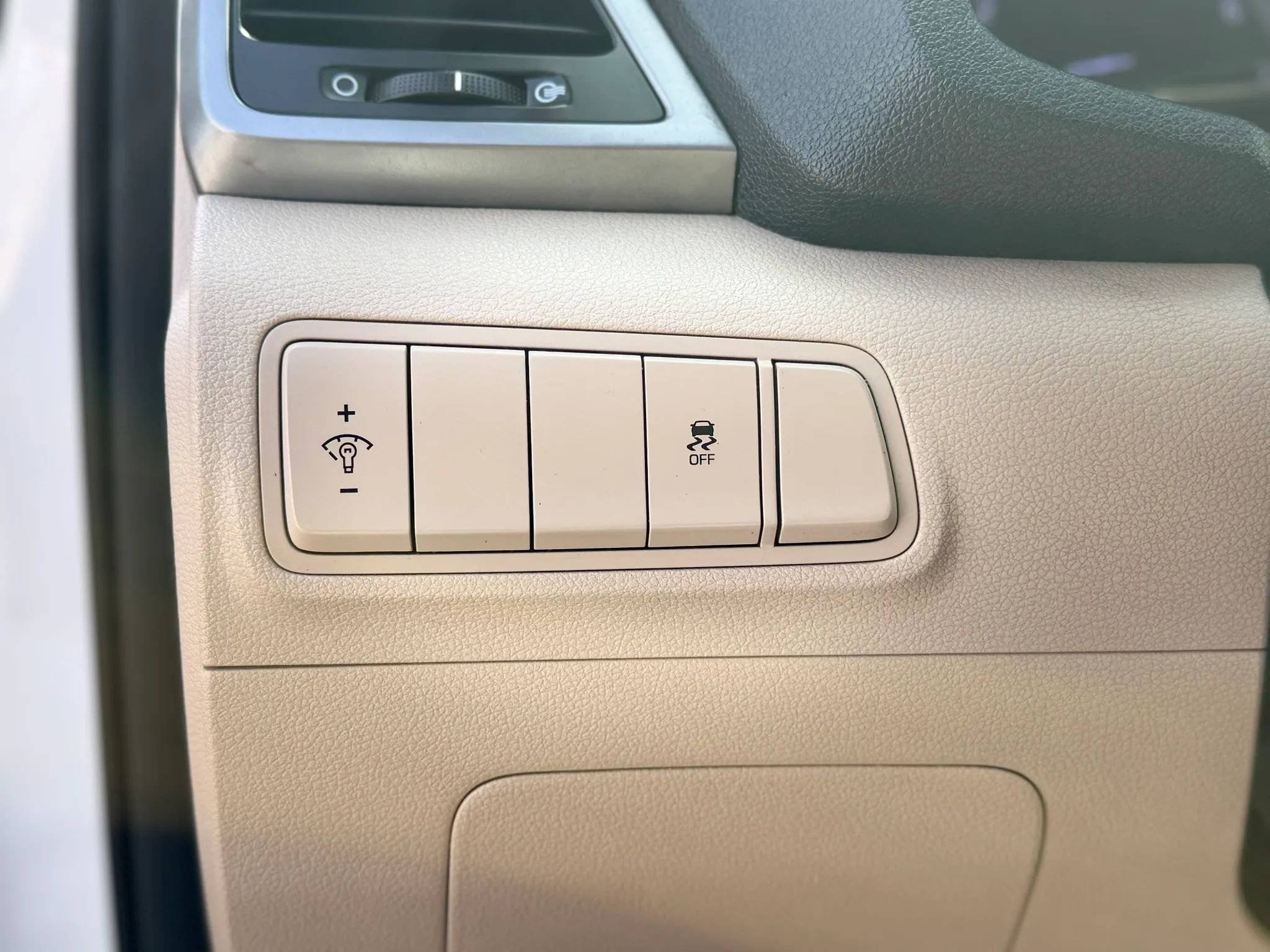 Used 2018 Hyundai Tucson SE FWD image 14