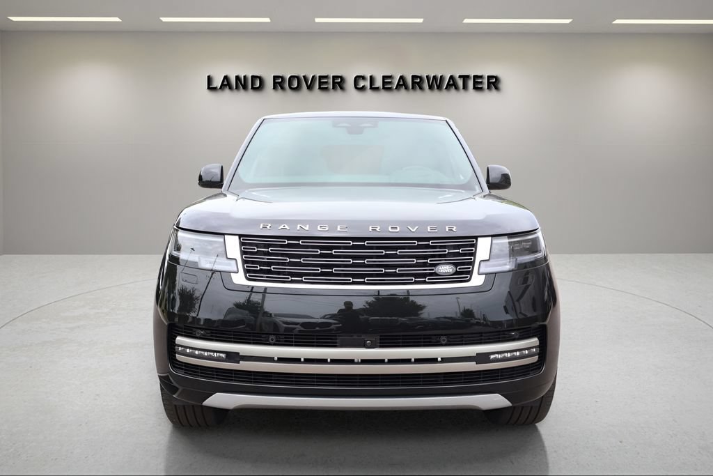 New 2026 Land Rover Range Rover Long Wheelbase SE AWD/4WD image 8