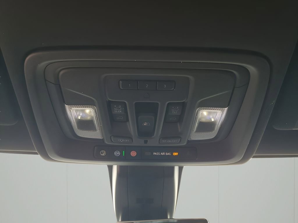 Used 2023 GMC Sierra 3500 AT4 w/ AT4 Premium Plus Package image 45