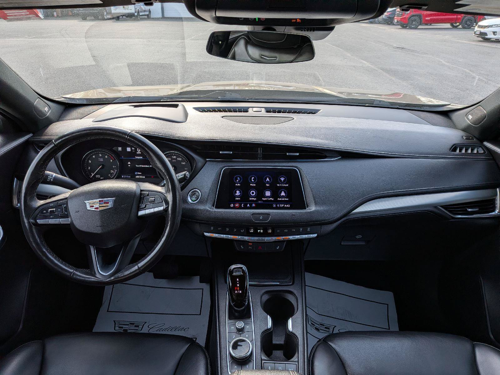 Used 2020 Cadillac XT4 Premium Luxury w/ Technology Package AWD/4WD image 20