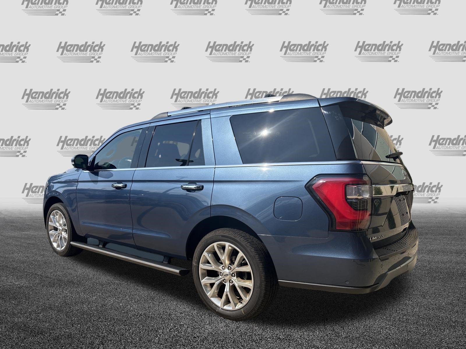 Used 2019 Ford Expedition Limited w/ Equipment Group 302A RWD image 8