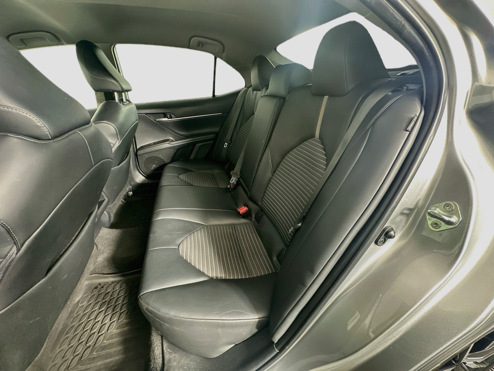 Used 2023 Toyota Camry SE FWD image 26