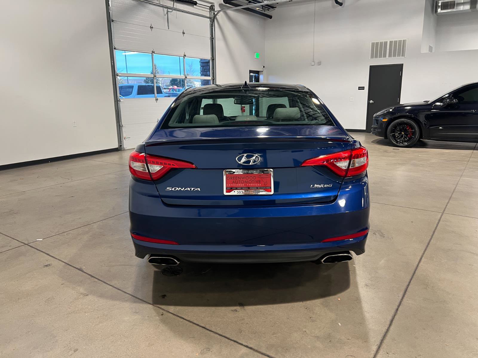 Used 2015 Hyundai Sonata Limited w/ Option Group 05 image 4