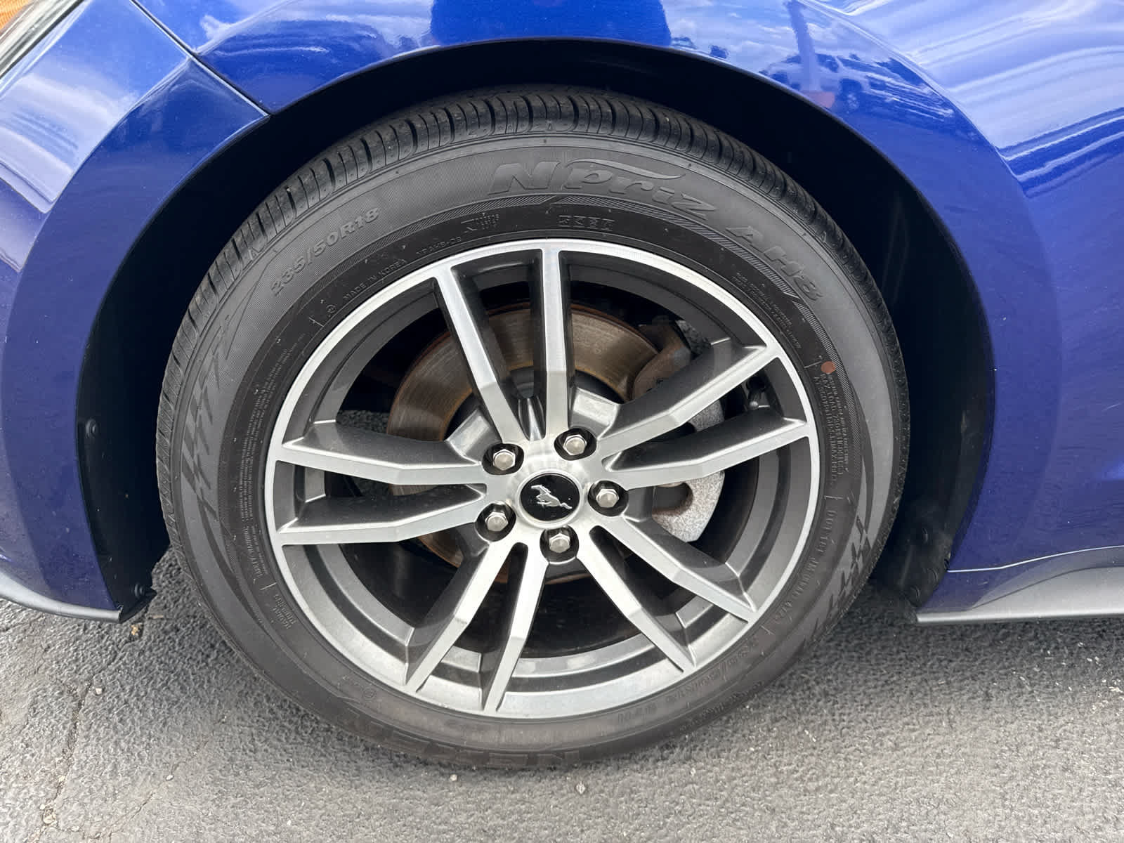 Used 2016 Ford Mustang Coupe RWD image 9