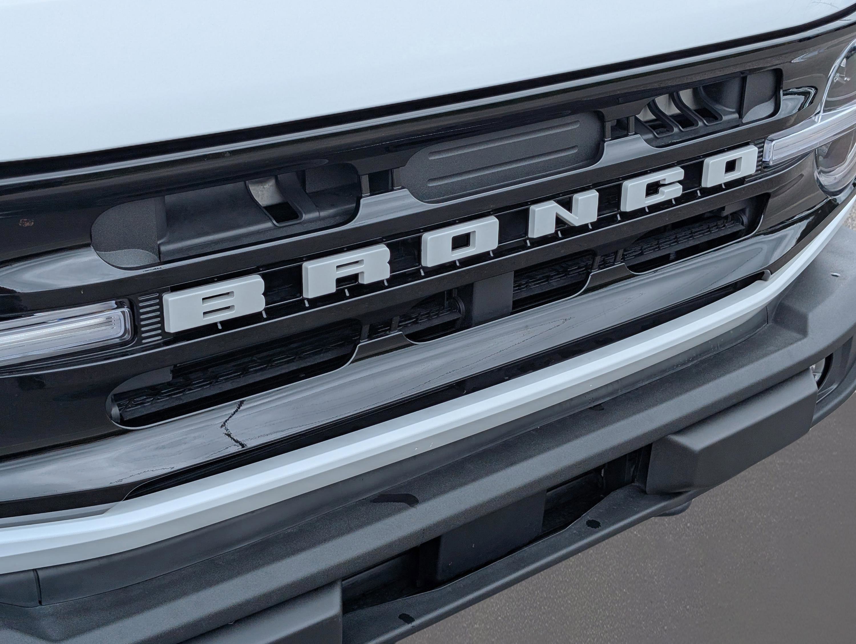 Used 2024 Ford Bronco Outer Banks image 5