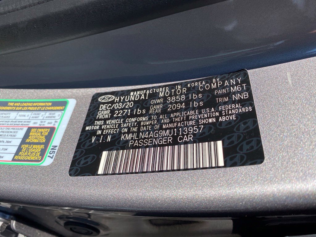 Used 2021 Hyundai Elantra SEL w/ Convenience + Premium Package FWD image 25