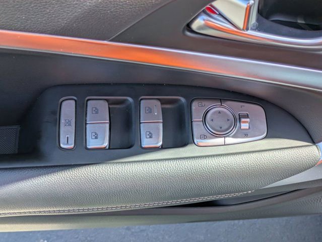 Used 2026 Genesis G70 2.5T RWD image 15