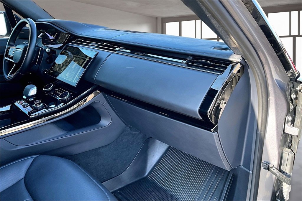 Certified 2023 Land Rover Range Rover Sport SE Dynamic image 16