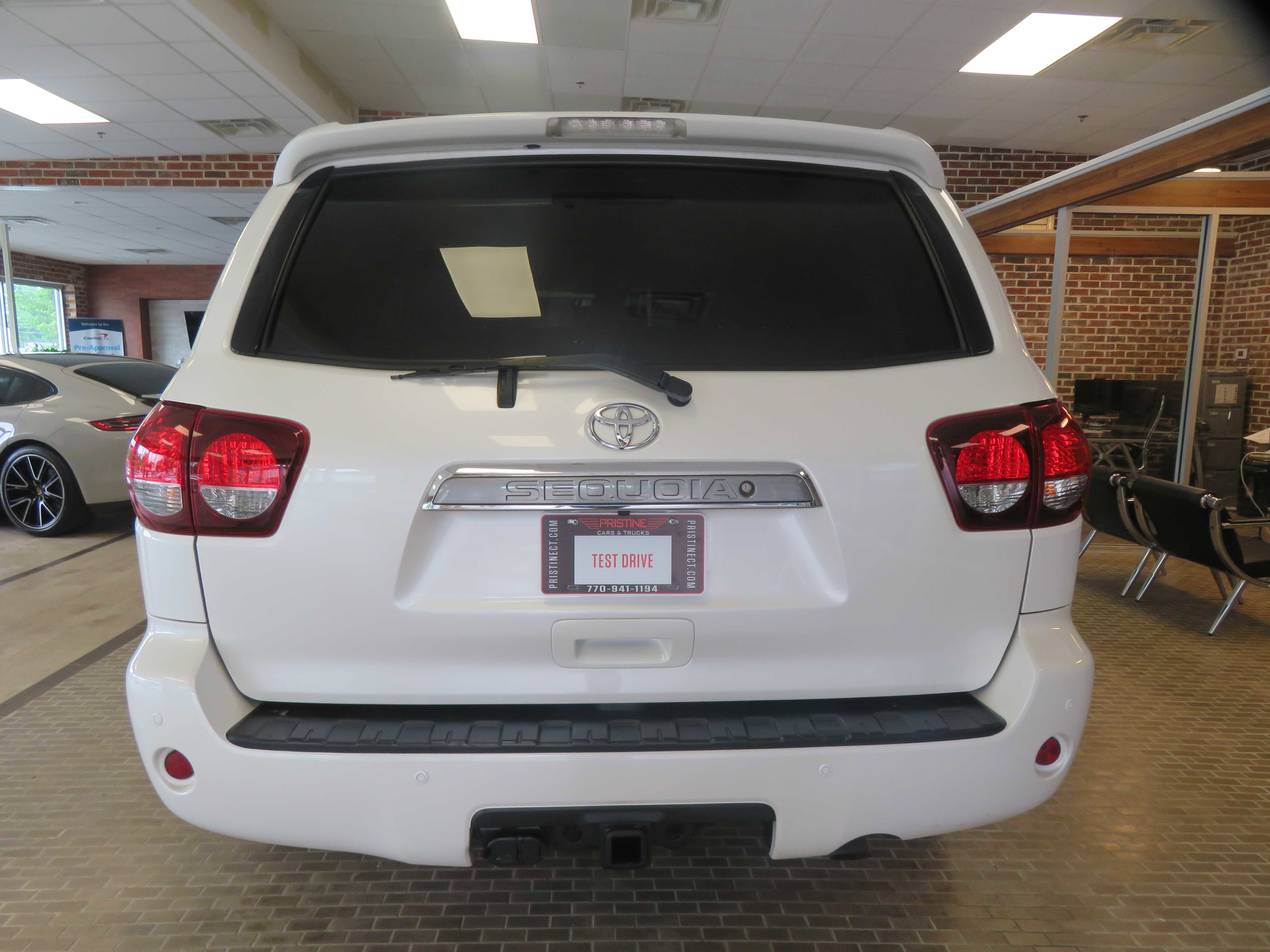 Used 2018 Toyota Sequoia Platinum AWD/4WD image 84