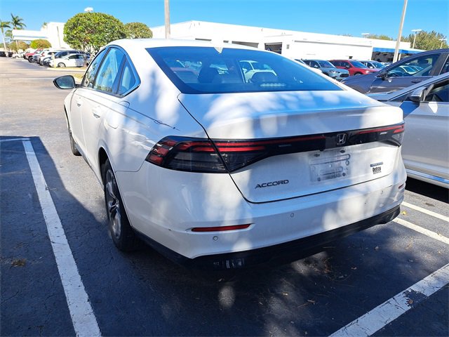 Used 2023 Honda Accord EX-L image 3