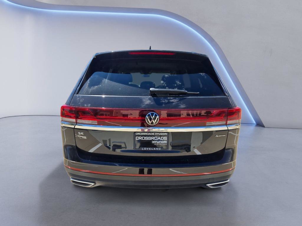 Used 2025 Volkswagen Atlas SE AWD/4WD image 5
