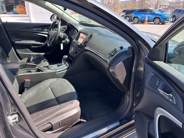 Used 2016 Buick Regal AWD image 8