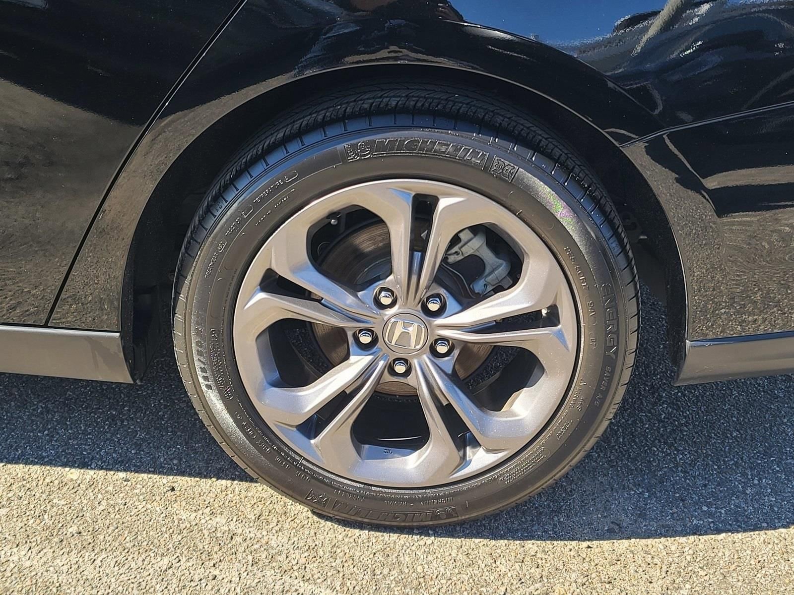 Used 2023 Honda Accord EX image 3