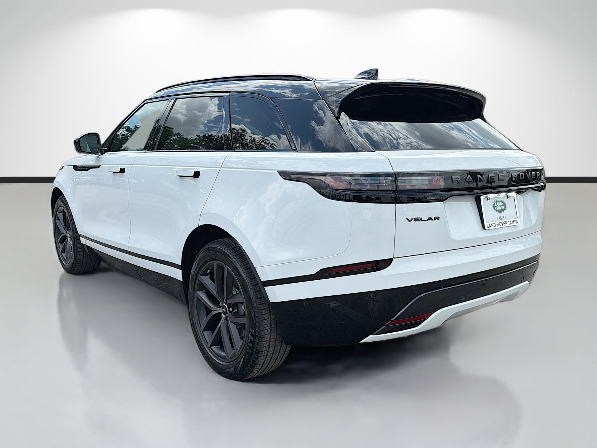 New 2026 Land Rover Range Rover Velar Belgravia AWD/4WD image 3