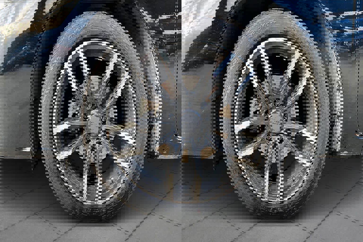 Used 2015 Nissan Sentra SR image 11