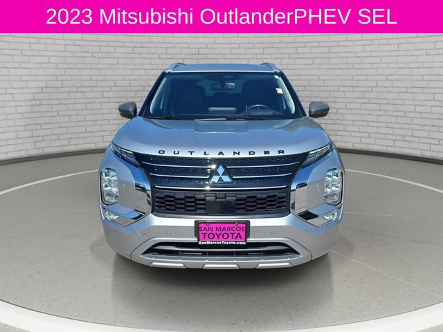 Used 2023 Mitsubishi Outlander 4WD Plug-In Hybrid image 2