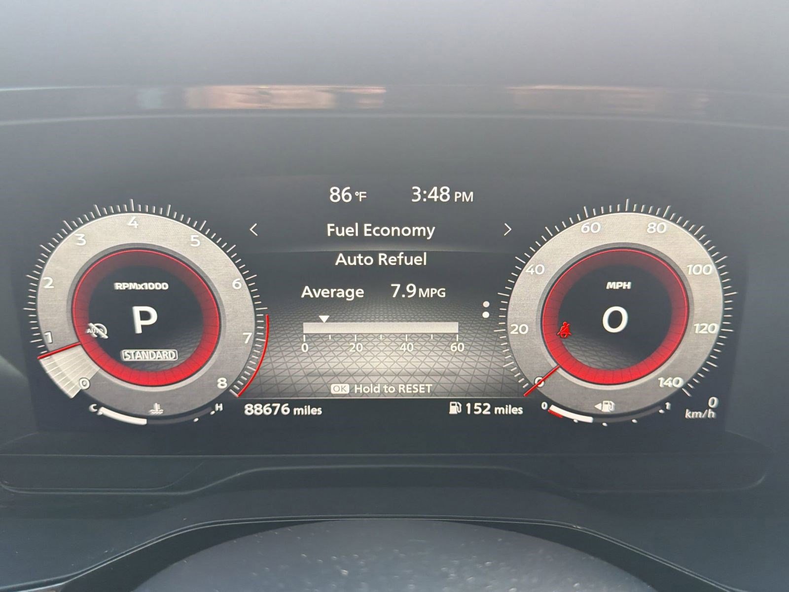 Used 2022 Nissan Pathfinder Platinum w/ Cargo Package FWD image 17