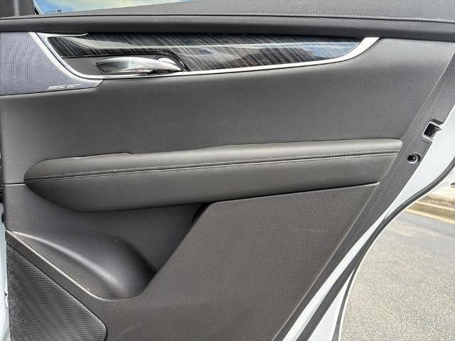 Certified 2024 Cadillac XT6 Premium Luxury FWD image 17