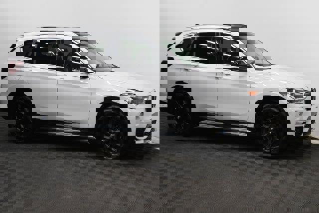 Used 2016 BMW X1 xDrive28i image 1