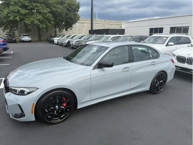 Used 2026 BMW 330i xDrive Sedan w/ M Sport Package AWD/4WD image 2