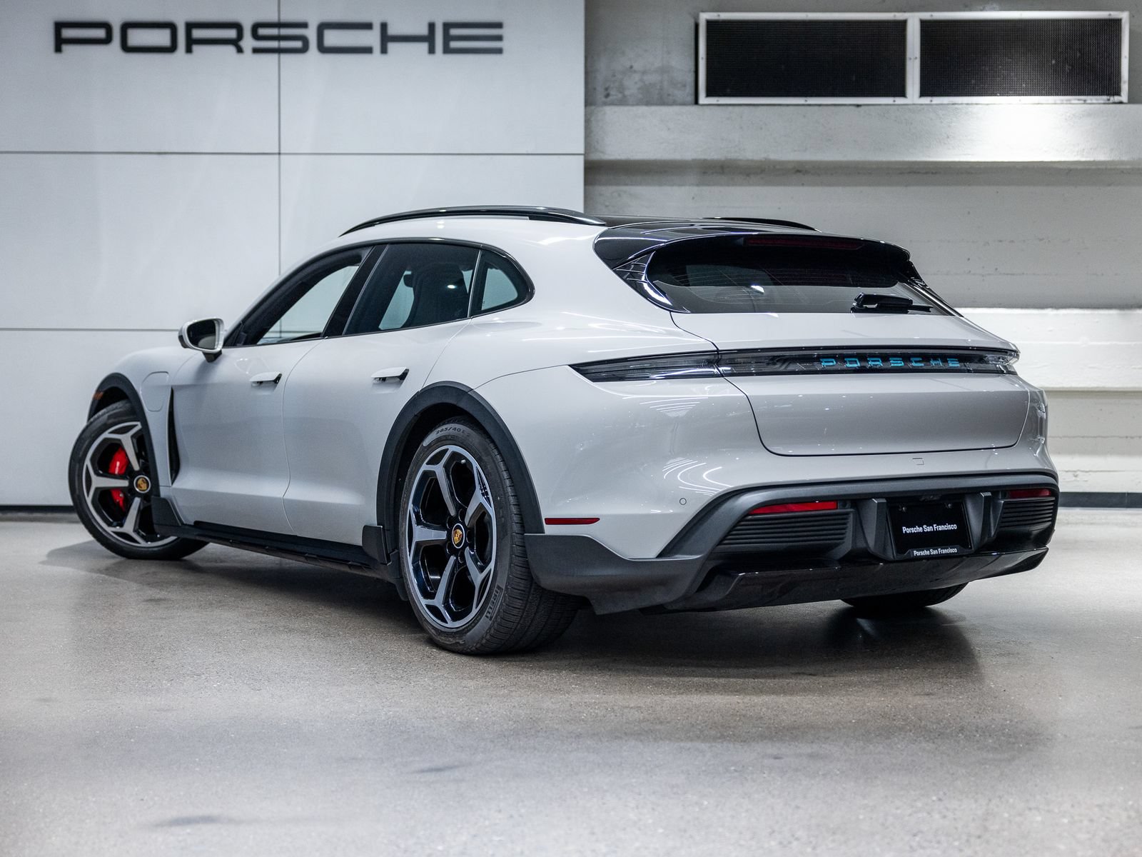 Certified 2024 Porsche Taycan 4S AWD/4WD image 3
