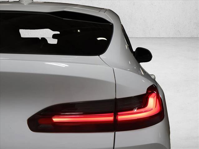 Used 2023 BMW X4 xDrive30i w/ Premium Package AWD/4WD image 8