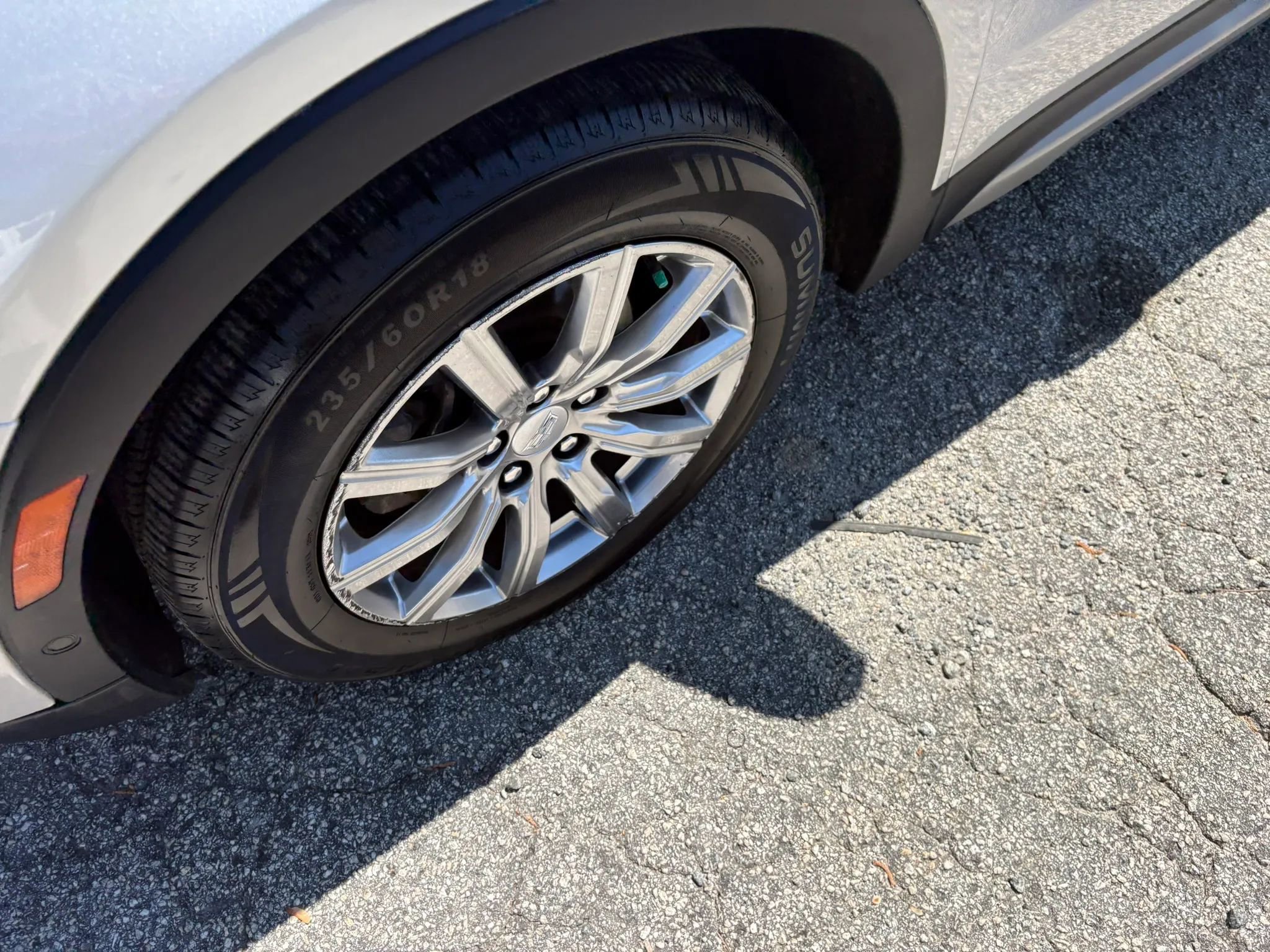 Used 2019 Cadillac XT4 Premium Luxury w/ Enhanced Visibility Package FWD image 9