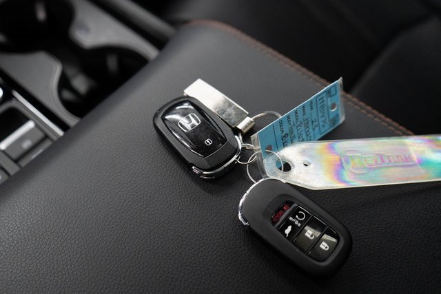 Certified 2023 Honda Pilot TrailSport image 37