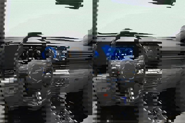 Used 2025 Hyundai Kona SEL image 23