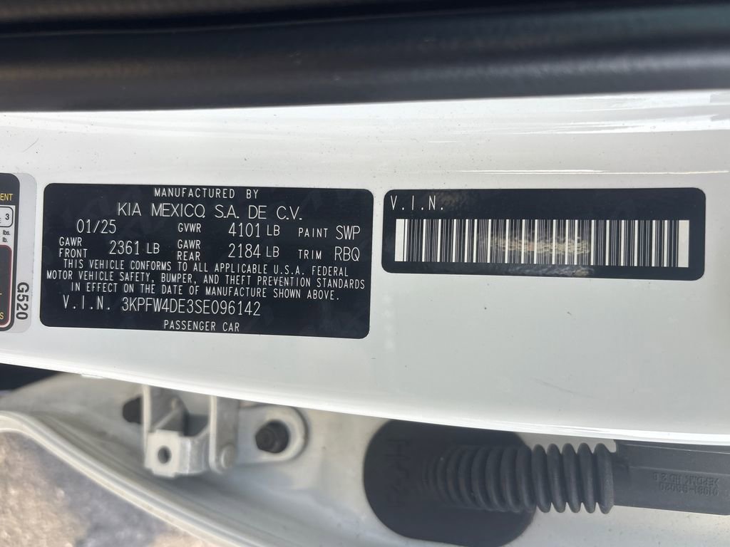 Used 2025 Kia K4 GT-Line w/ GT-Line Premium Package image 30