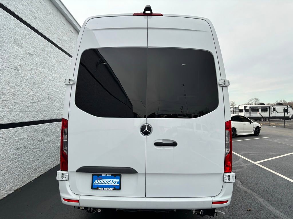 Used 2019 Mercedes-Benz Sprinter 170 w/ Driver Convenience Package image 10