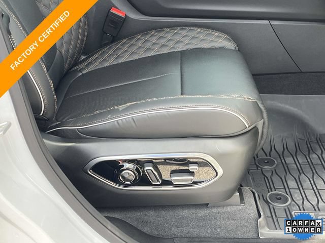 Certified 2026 Jeep Grand Cherokee L Summit w/ Obsidian Package AWD/4WD image 31