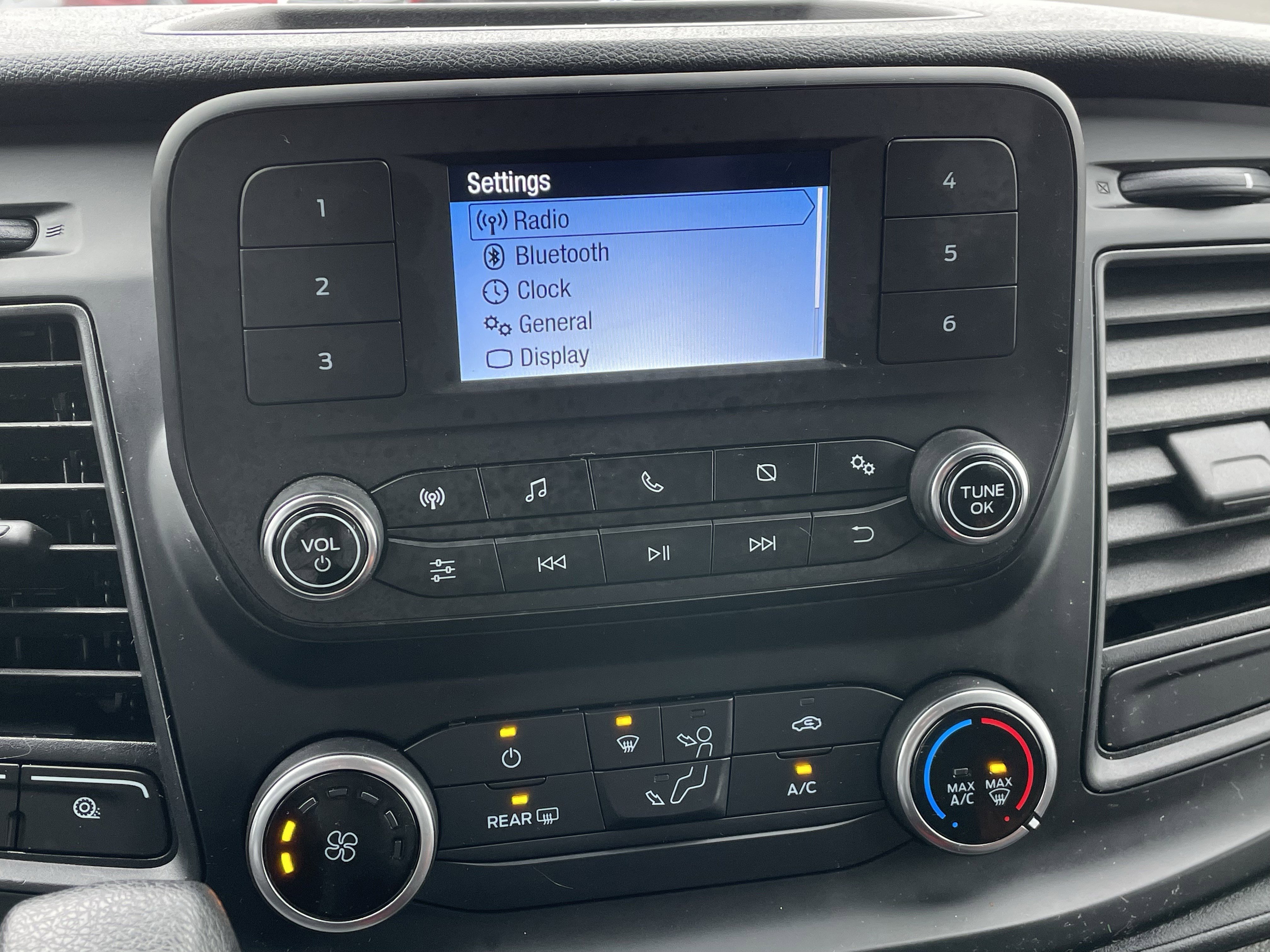 Used 2024 Ford Transit 250 Low Roof w/ Exterior Upgrade Package image 29